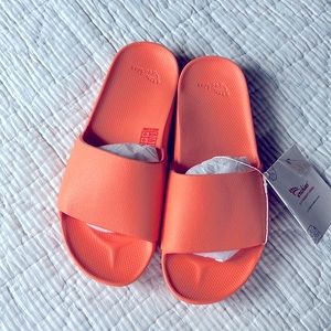 Archies Arch Support Slides in Peach